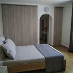 Le Clos Fleuri Bed & Breakfast 3*