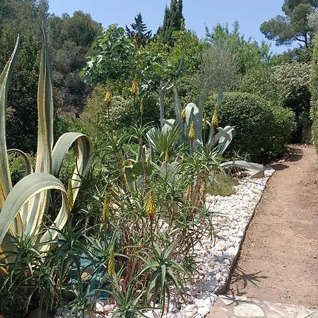 فندق مبيت وإفطار Le Clos Fleuri 3*